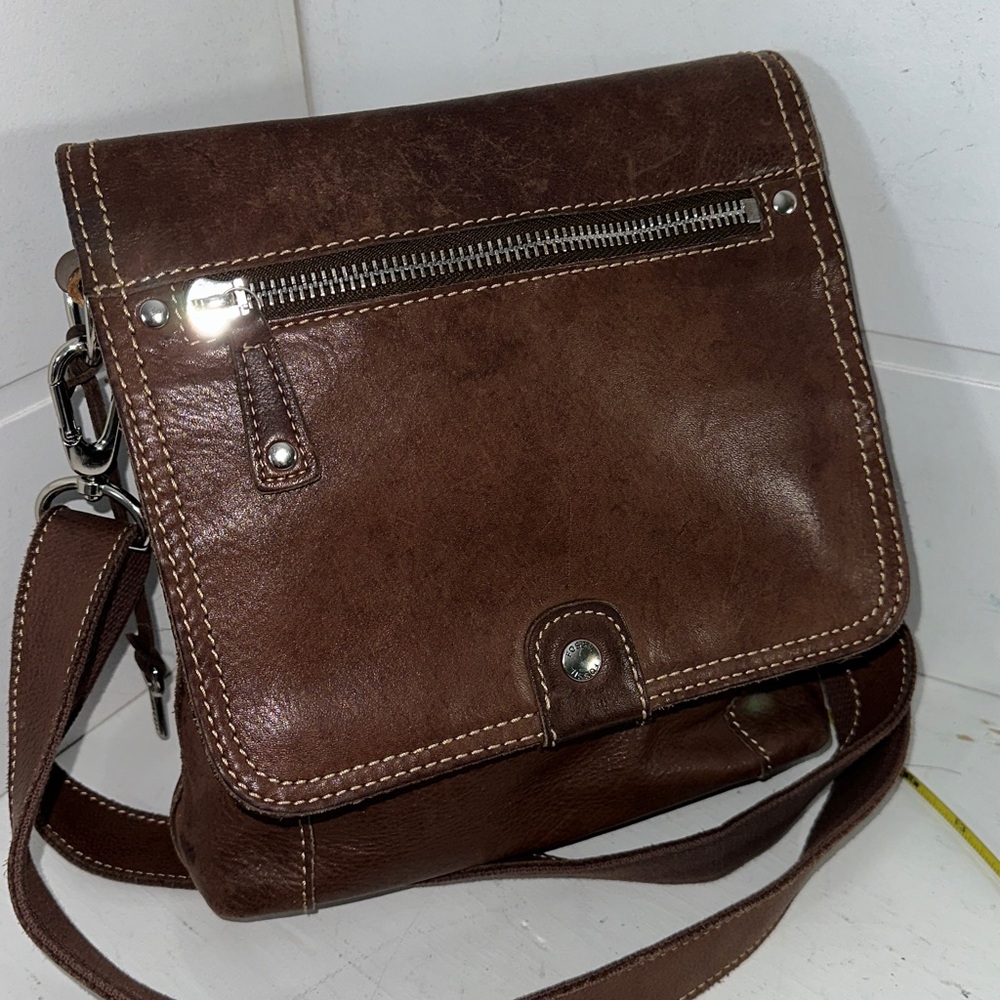 Fossil brown pebble leather crossbody organizer bag